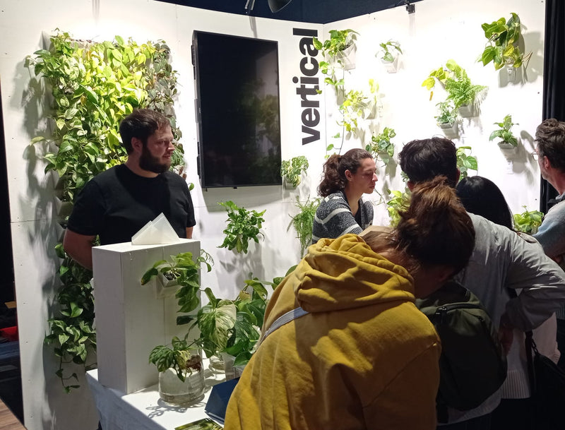 Messeauftritt vertical